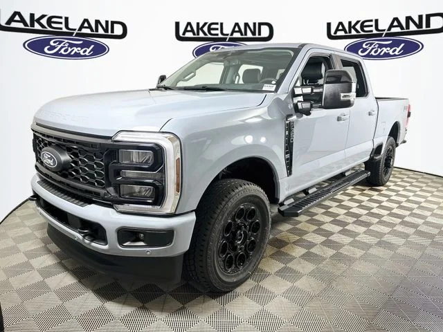 New 2027 Gray Ford Lariat image 7