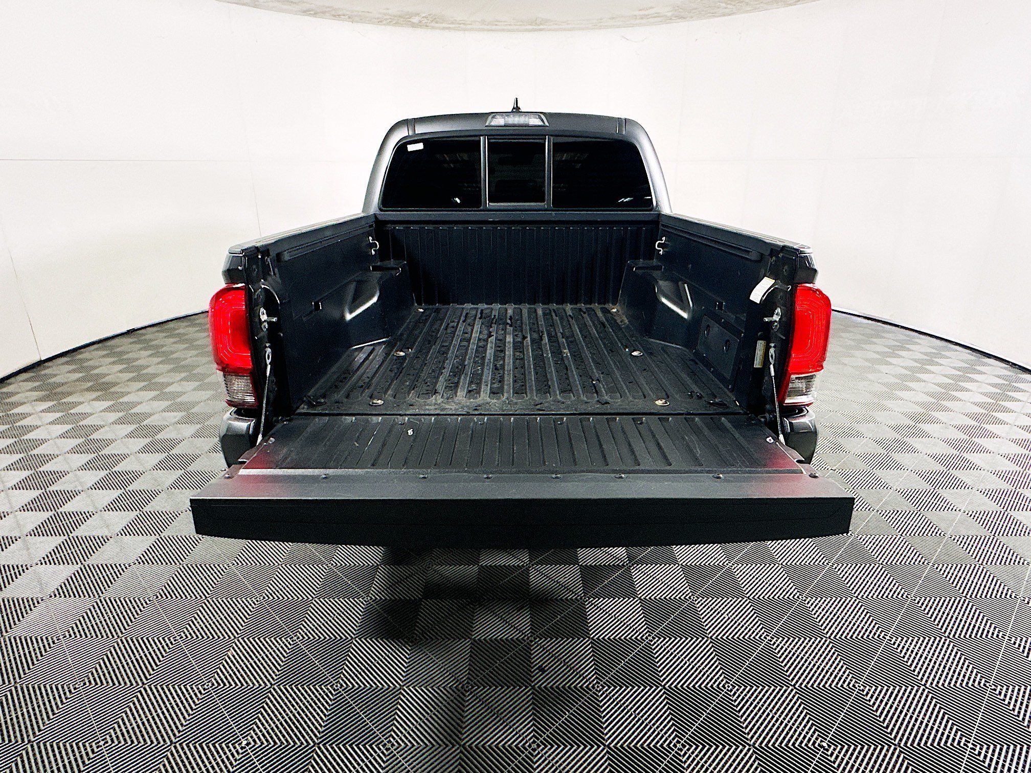 Used 2023 Magnetic Gray Metallic Toyota SR image 30