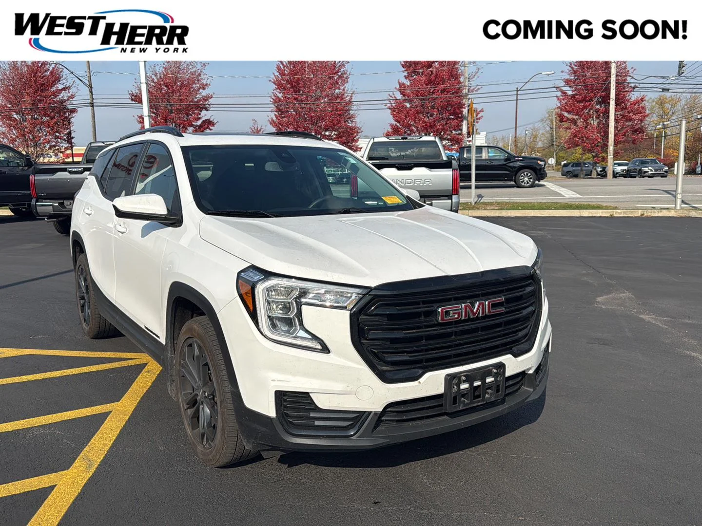 Used 2022 Summit White GMC SLE image 1
