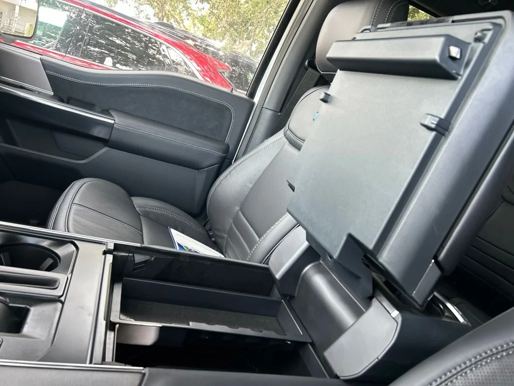 New 2026 White Ford Platinum image 37
