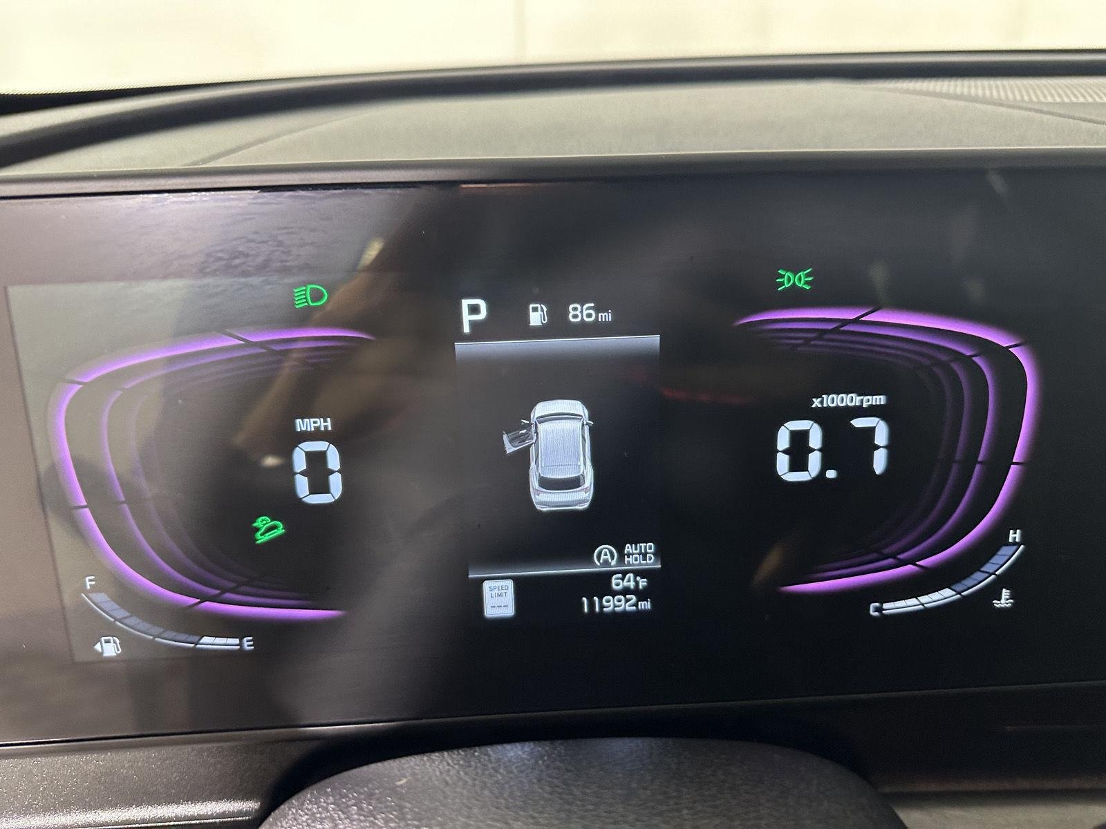 Used 2025 Wolf Gray Kia X-Line image 18