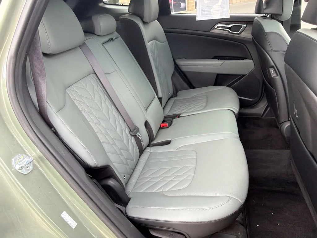 Used 2023 Green Kia X-Pro image 23