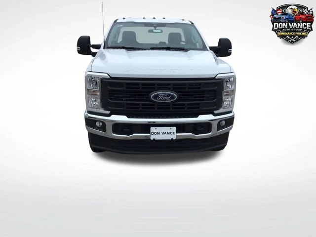 New 2026 Oxford White Ford F-350® XL image 9