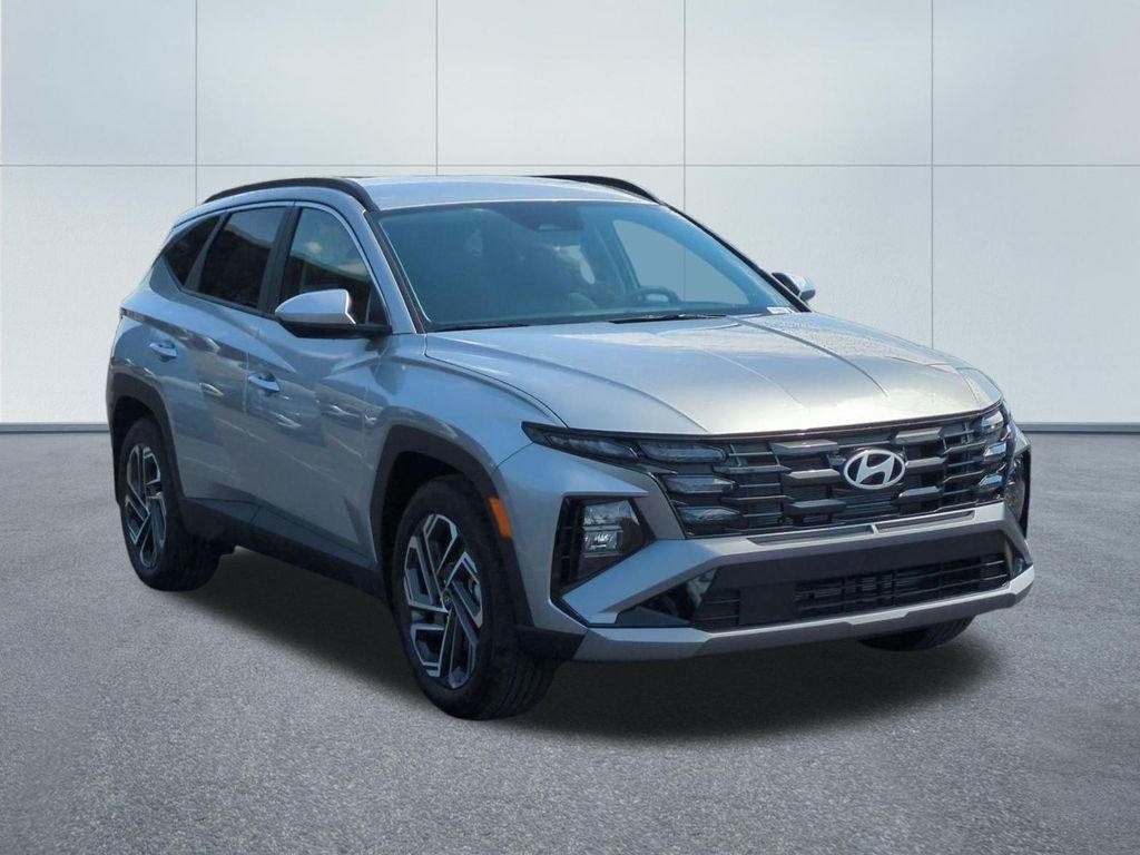 New 2026 Silver Hyundai SEL Plus FWD image 8