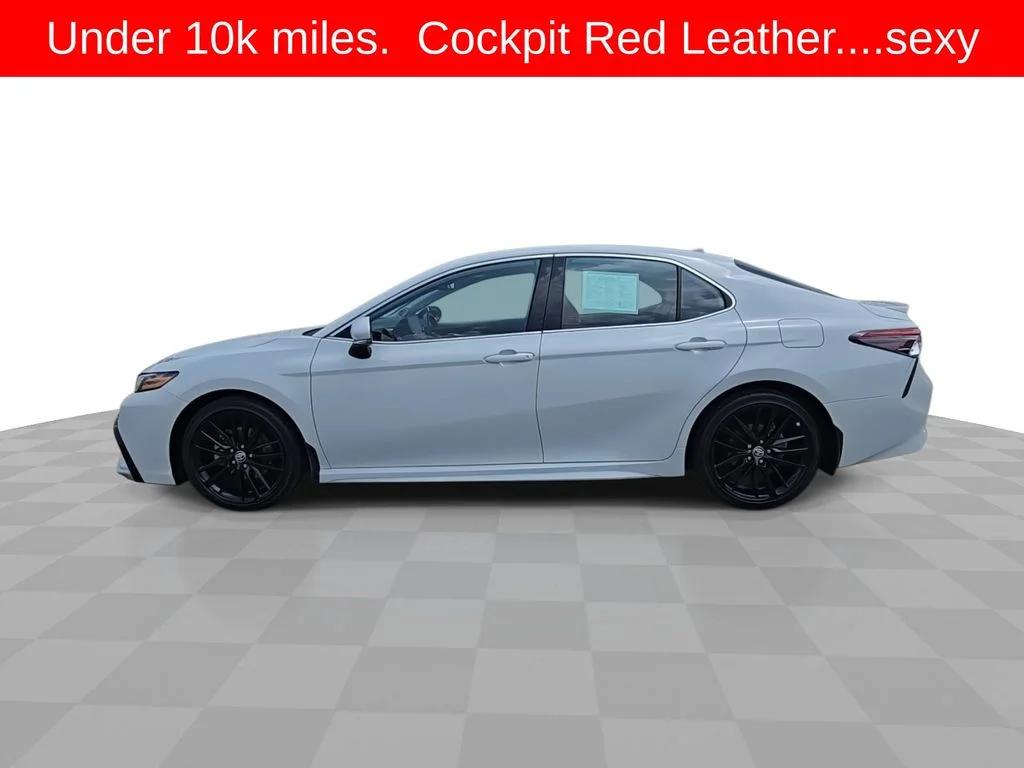 Used 2022 White Toyota XSE image 5