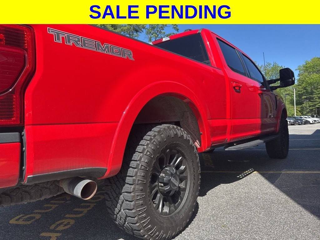 Used 2022 Red Ford Lariat image 10
