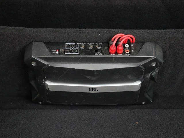 Used 2020 Red Jeep Overland image 11