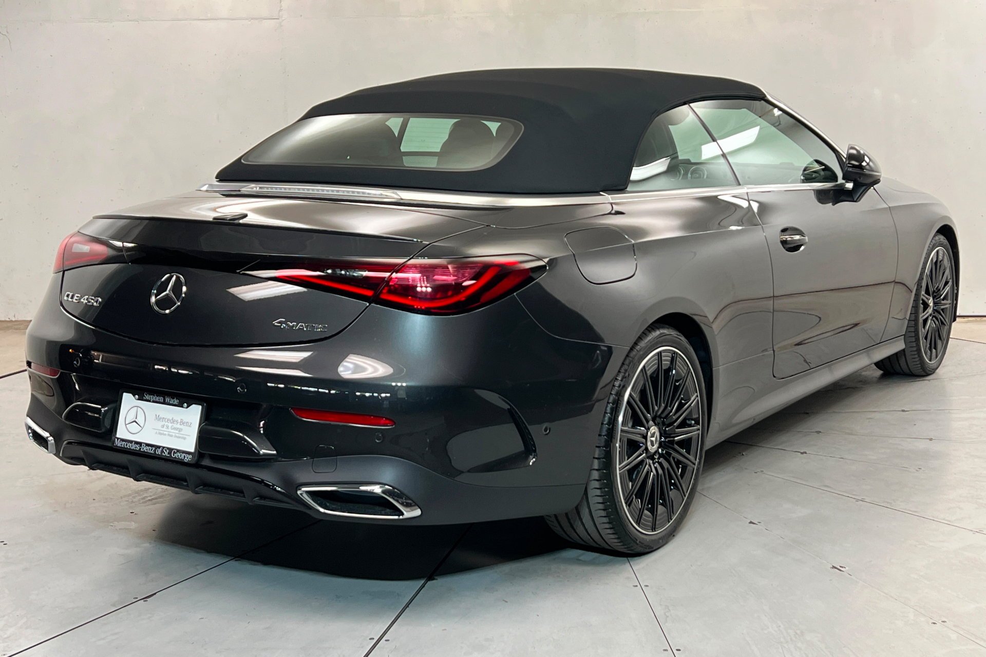 New 2027 Graphite Grey Metallic Mercedes-Benz CLE 450 image 6