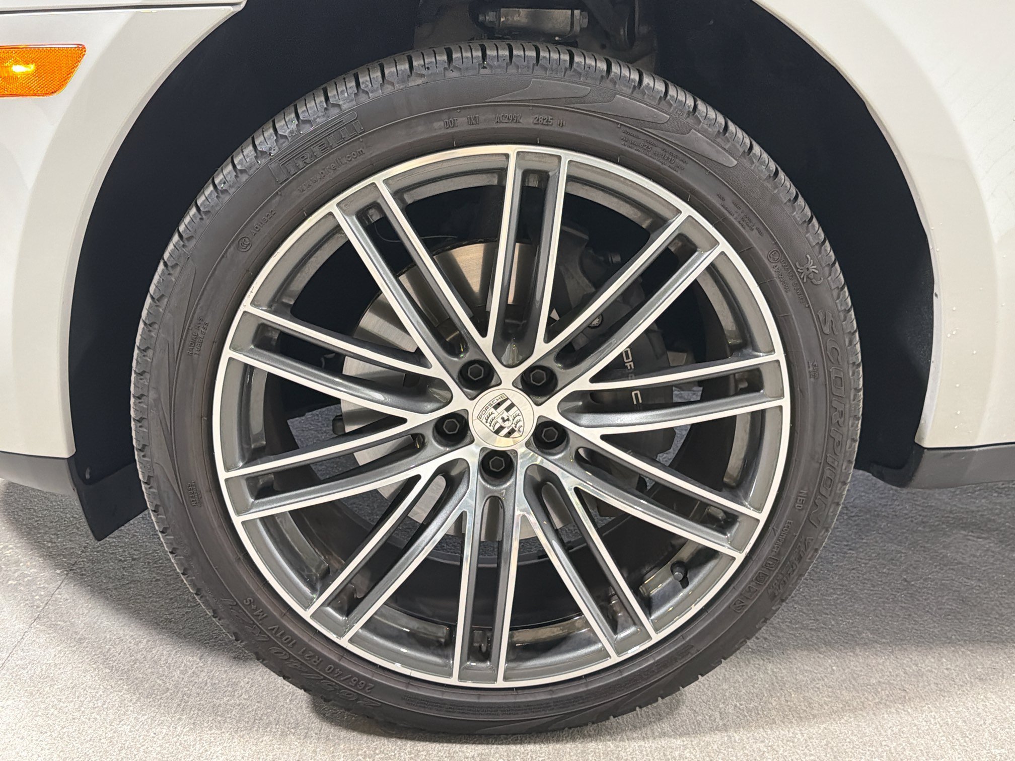 Used 2026  Porsche  image 39