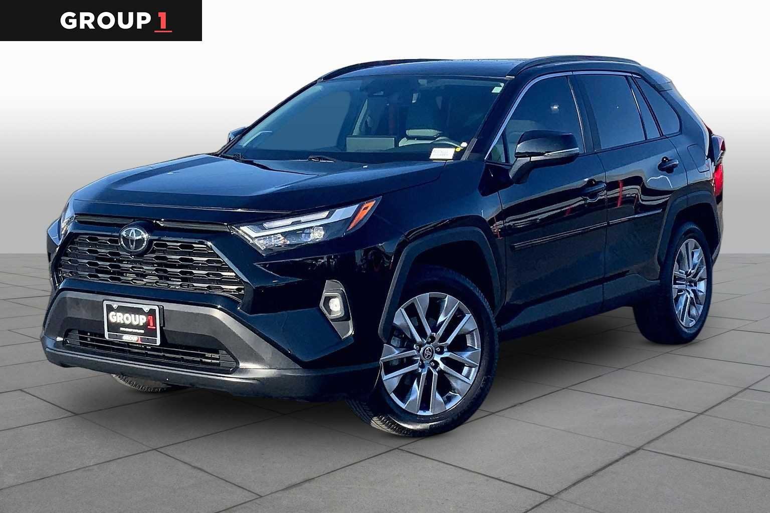 2023 Toyota RAV4 XLE Premium