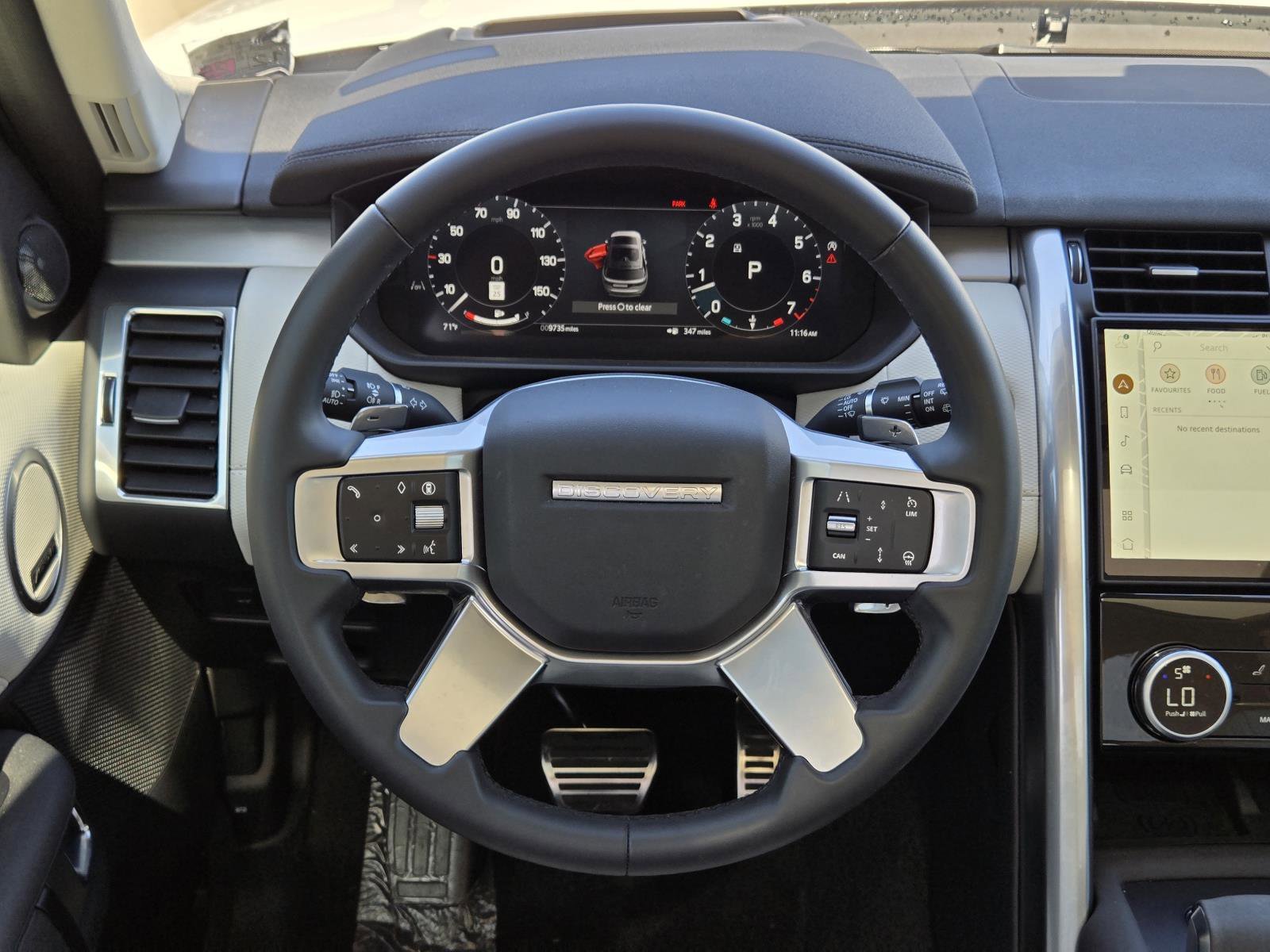 Used 2025 Fuji White Land Rover Dynamic SE image 38
