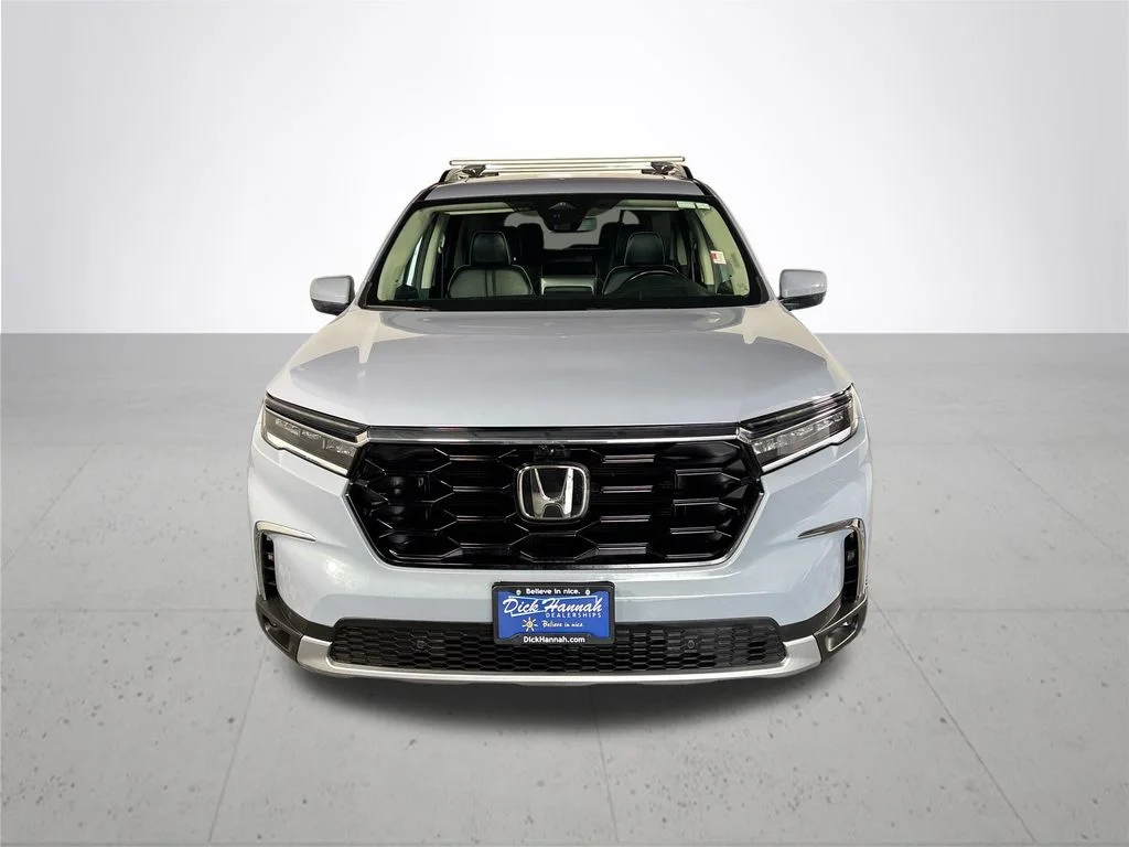 Used 2023 Gray Pearl Honda Elite image 3