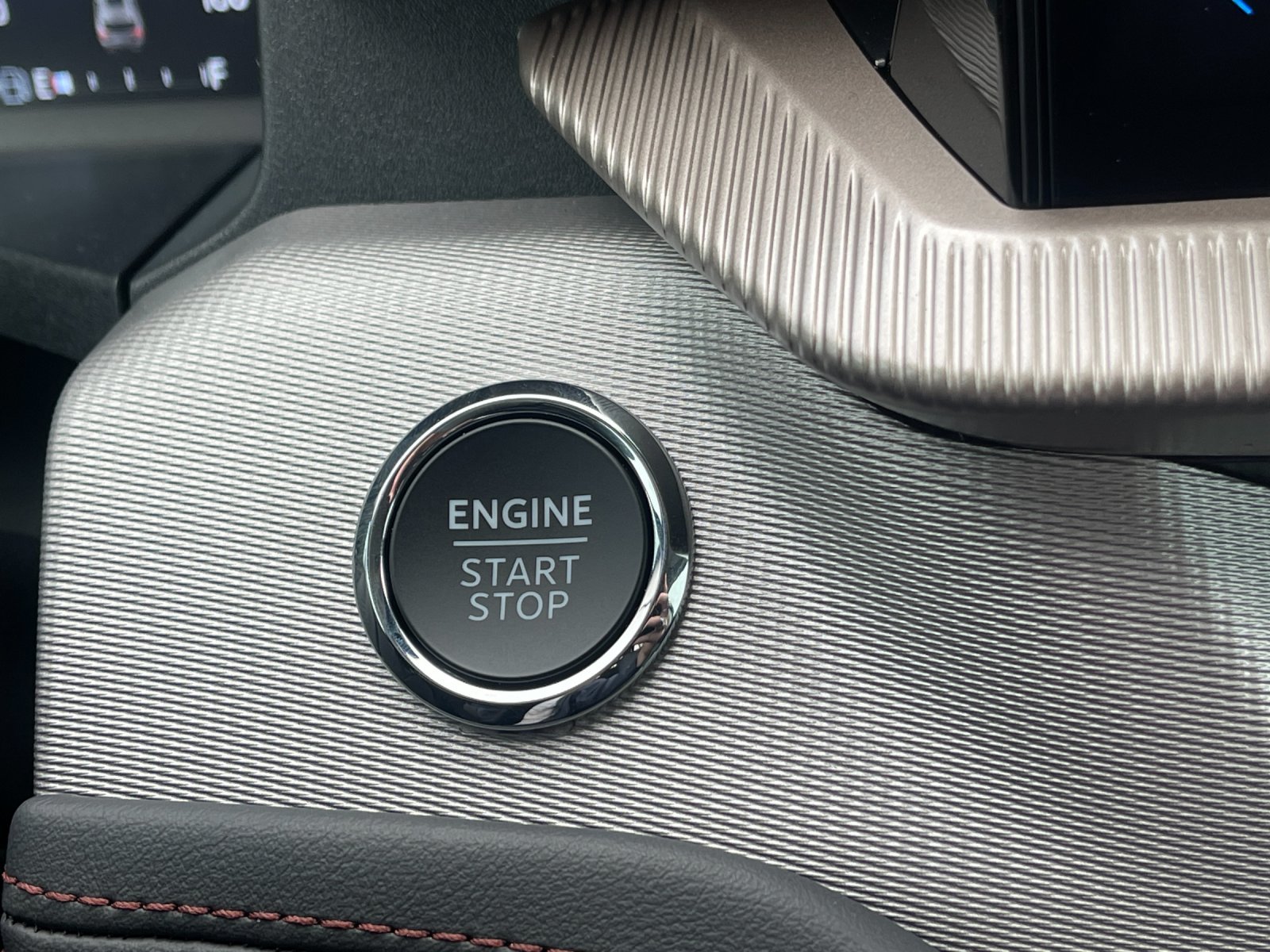 New 2026 Space White Metallic Ford Active image 24