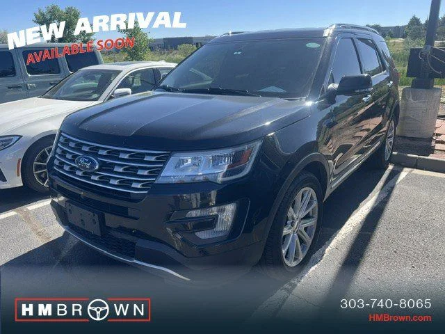 Used 2017 Shadow Black Ford Limited image 2