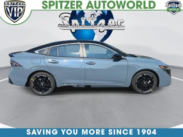 New 2026 Atlantic Gray Metallic / Super Black Two-tone Nissan SR image 17