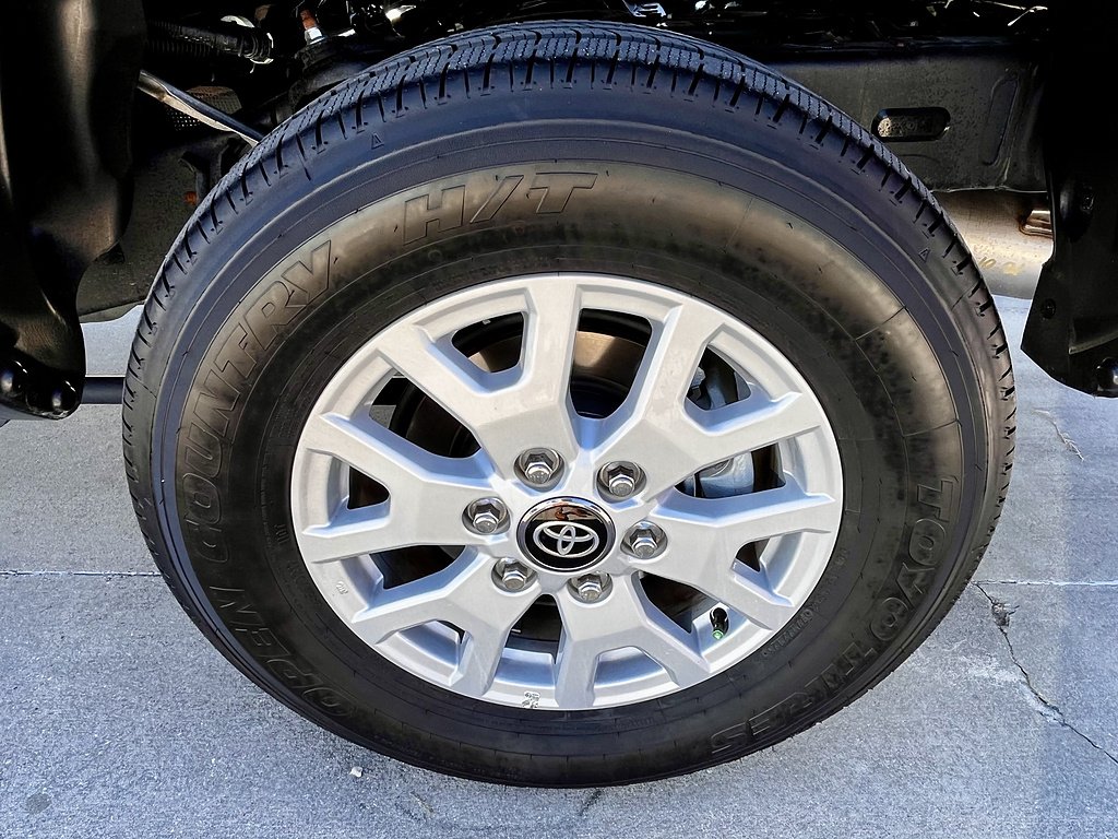 Used 2026 Black Toyota SR5 image 9