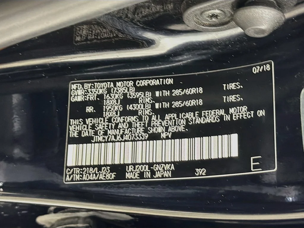 Certified Used 2018 Black Toyota Base image 31