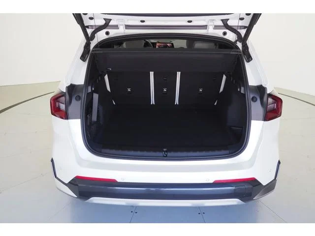 New 2027 Mineral White Metallic BMW xDrive28i image 22
