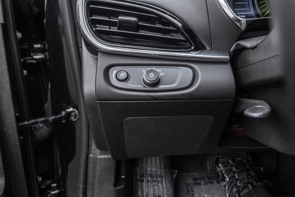 Used 2017 Black Chevrolet Premier image 26