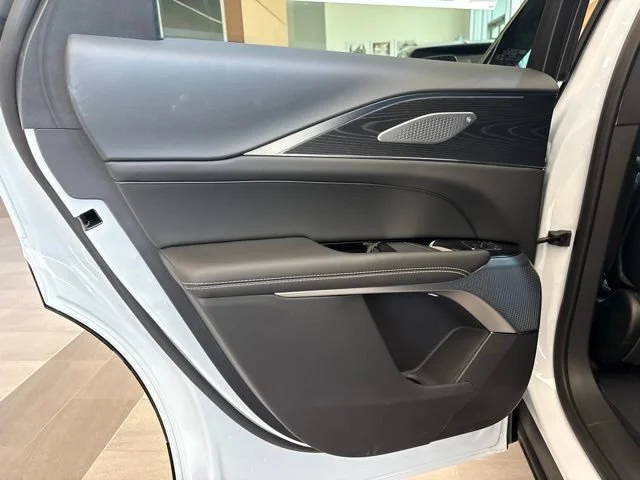 2026 Cadillac LYRIQ Premium Luxury - Photo 16