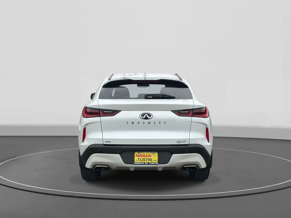 Used 2023 RADIANT WHITE INFINITI ESSENTIAL image 5