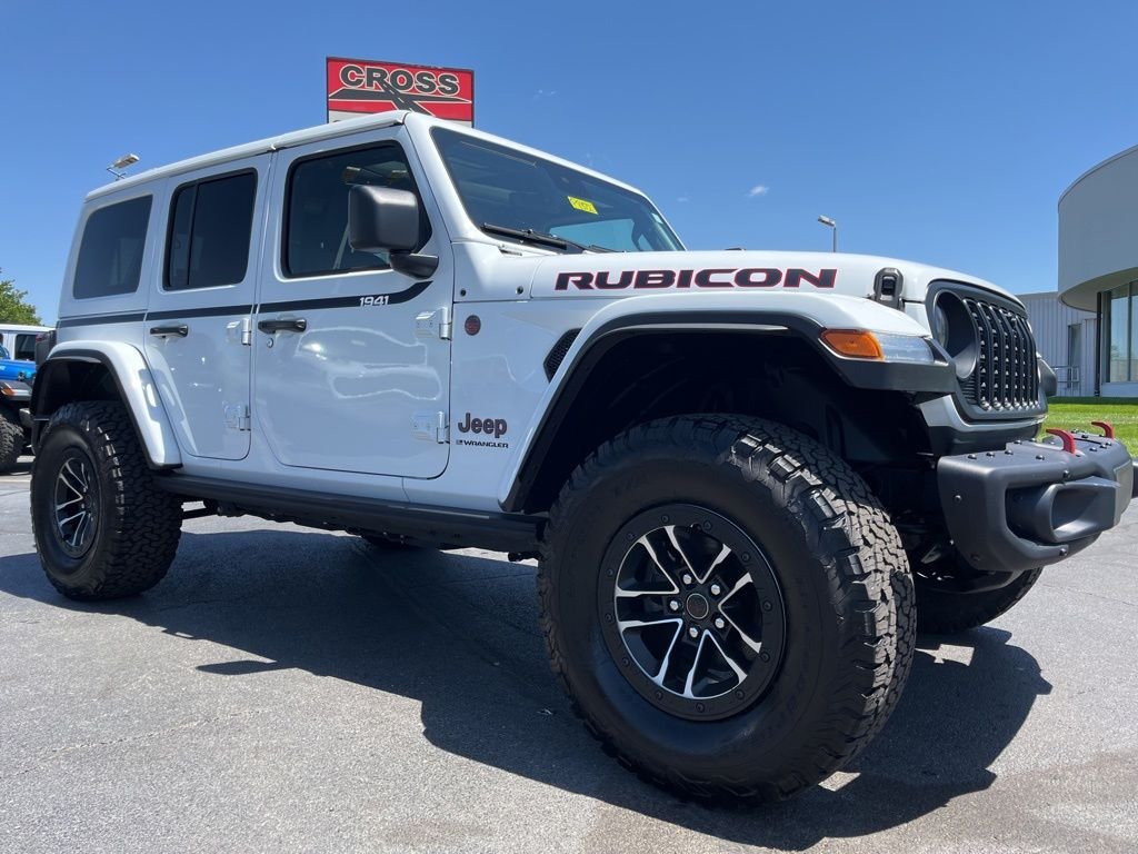 Used 2025 Bright White Clearcoat Jeep Rubicon X image 51
