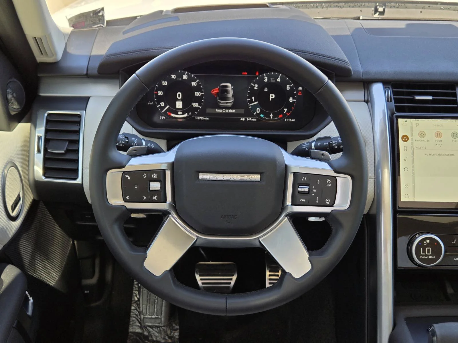 Used 2025 Fuji White Land Rover Dynamic SE image 38