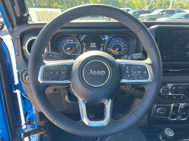 2025 Jeep Wrangler 4-Door Sahara - Photo 16