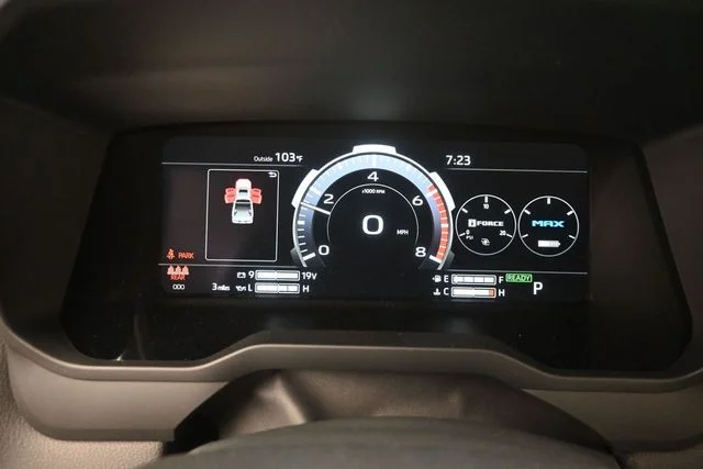 2026 Toyota Tundra Limited - Photo 9
