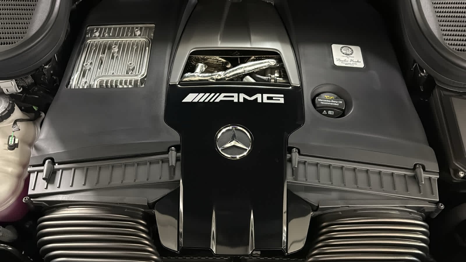 New 2026 MANUFAKTUR Silicon Grey Mercedes-Benz AMG® GLE 63 S image 12