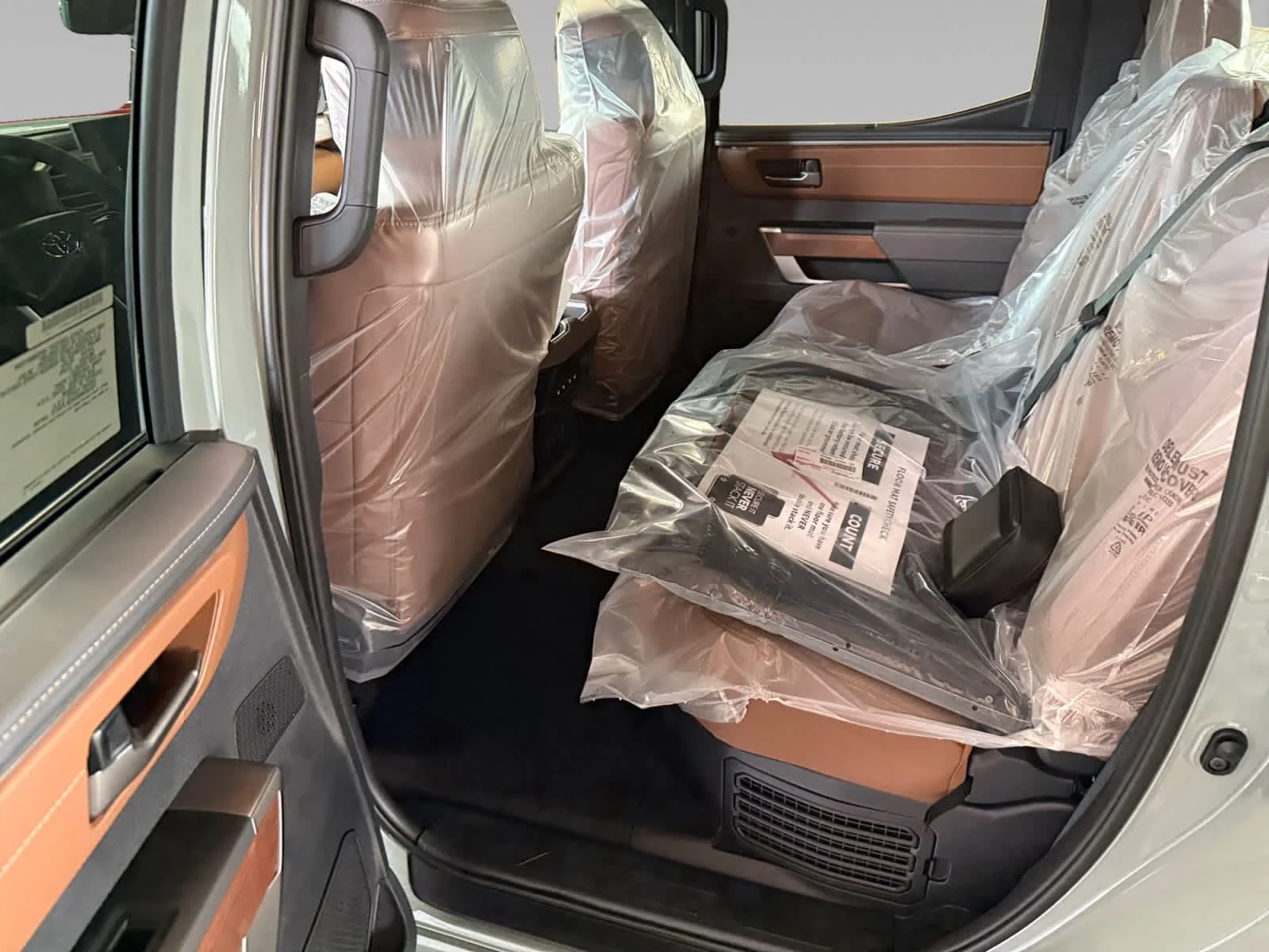 2026 Toyota Tundra 1794 Edition - Photo 22
