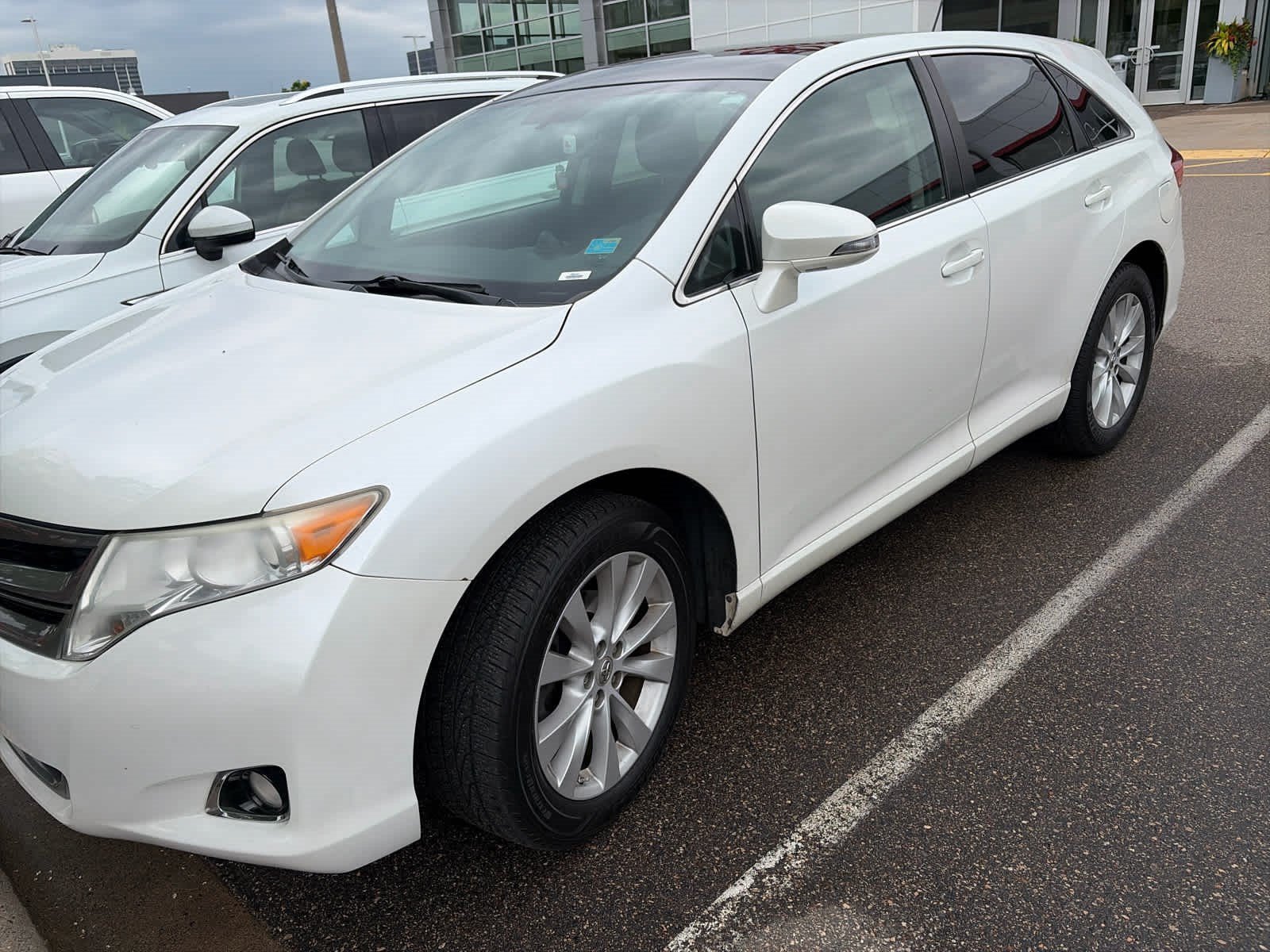 Used 2013 Blizzard Pearl Toyota LE image 3