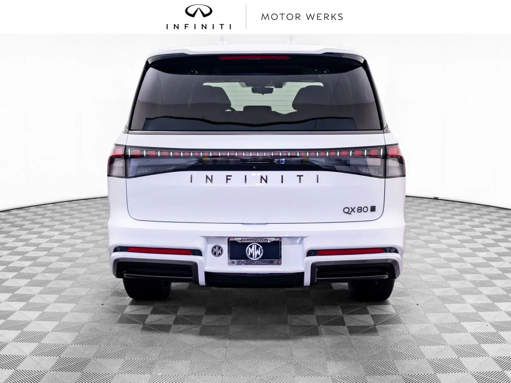 New 2027 RADIANT WHITE INFINITI Autograph 4WD image 4