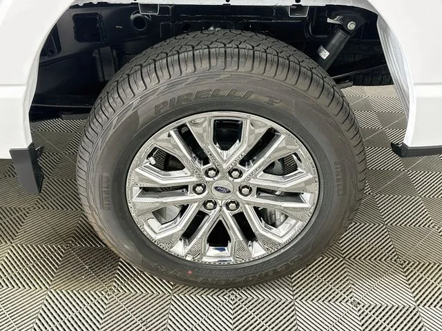 New 2026 White Ford XLT image 24