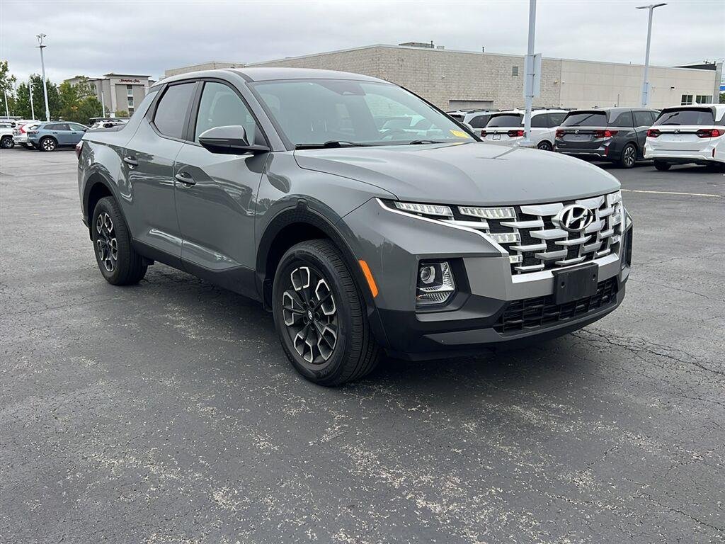Used 2023 Hampton Gray Hyundai SEL image 12