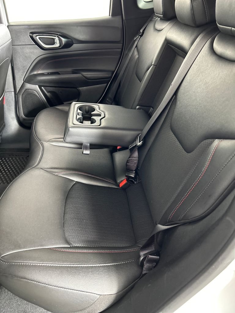 Used 2025 White Jeep Trailhawk image 17