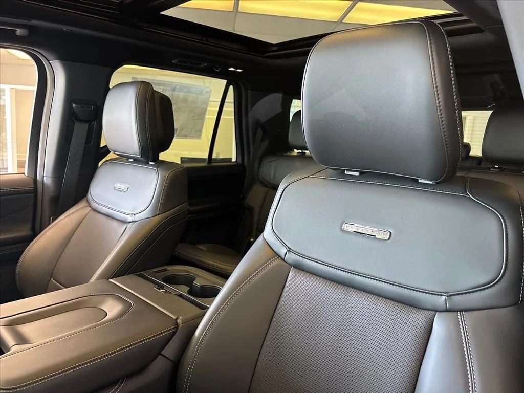 New 2026 Dark Matter Gray Metallic Ford Platinum® image 38