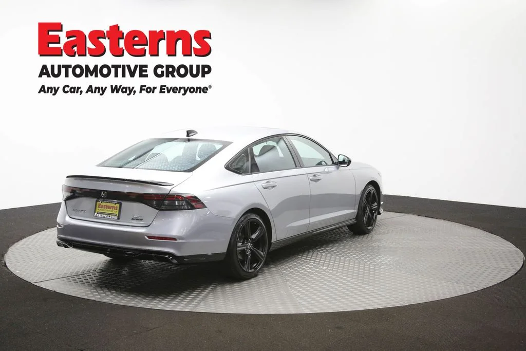 Used 2024 Silver Honda Sport-L image 41