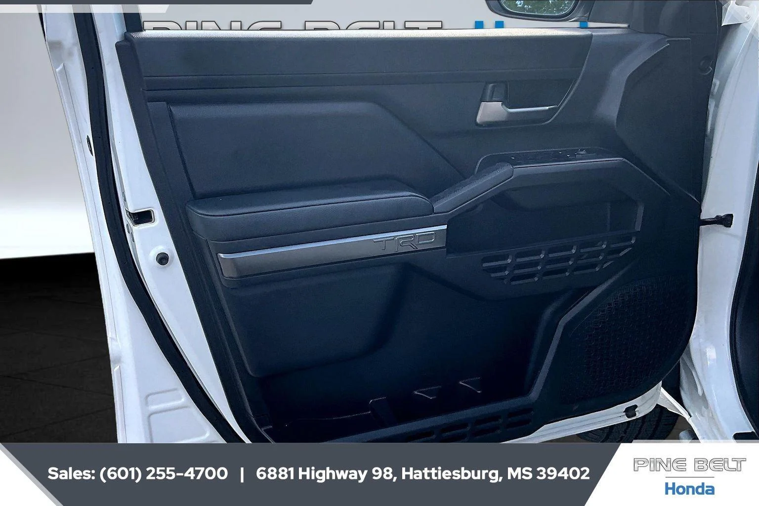 Used 2025 Ice Cap Toyota TRD Sport Hybrid image 17