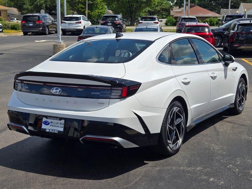 New 2026 White Hyundai SEL Sport image 11