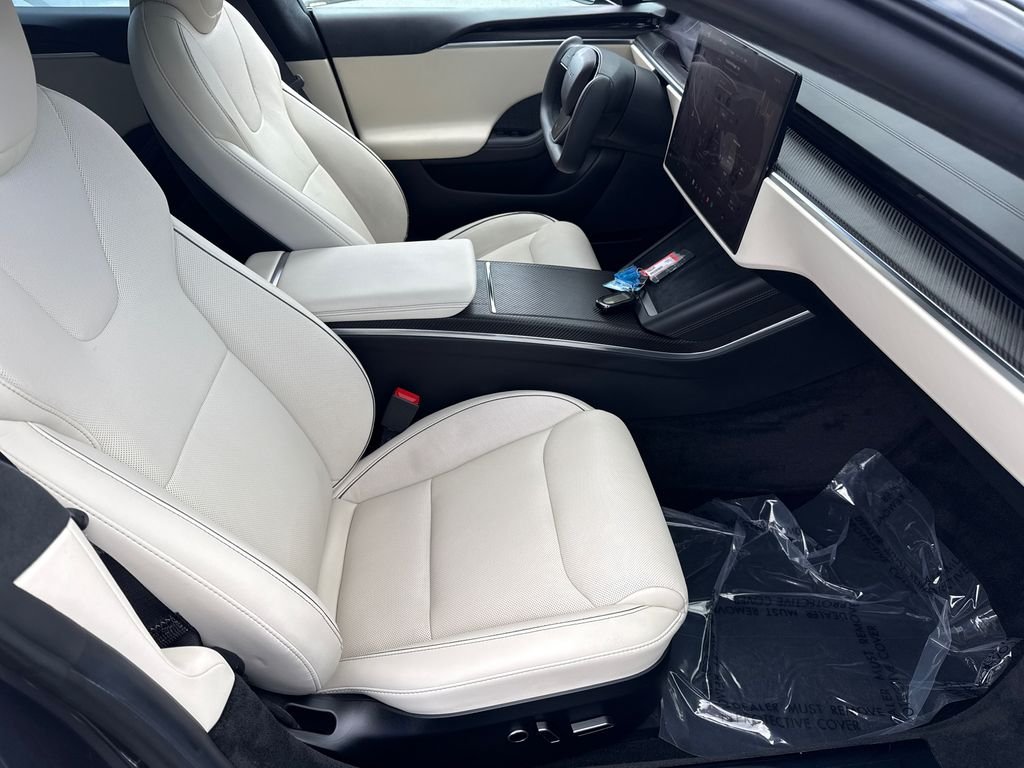 Used 2021 Black Tesla Plaid image 12