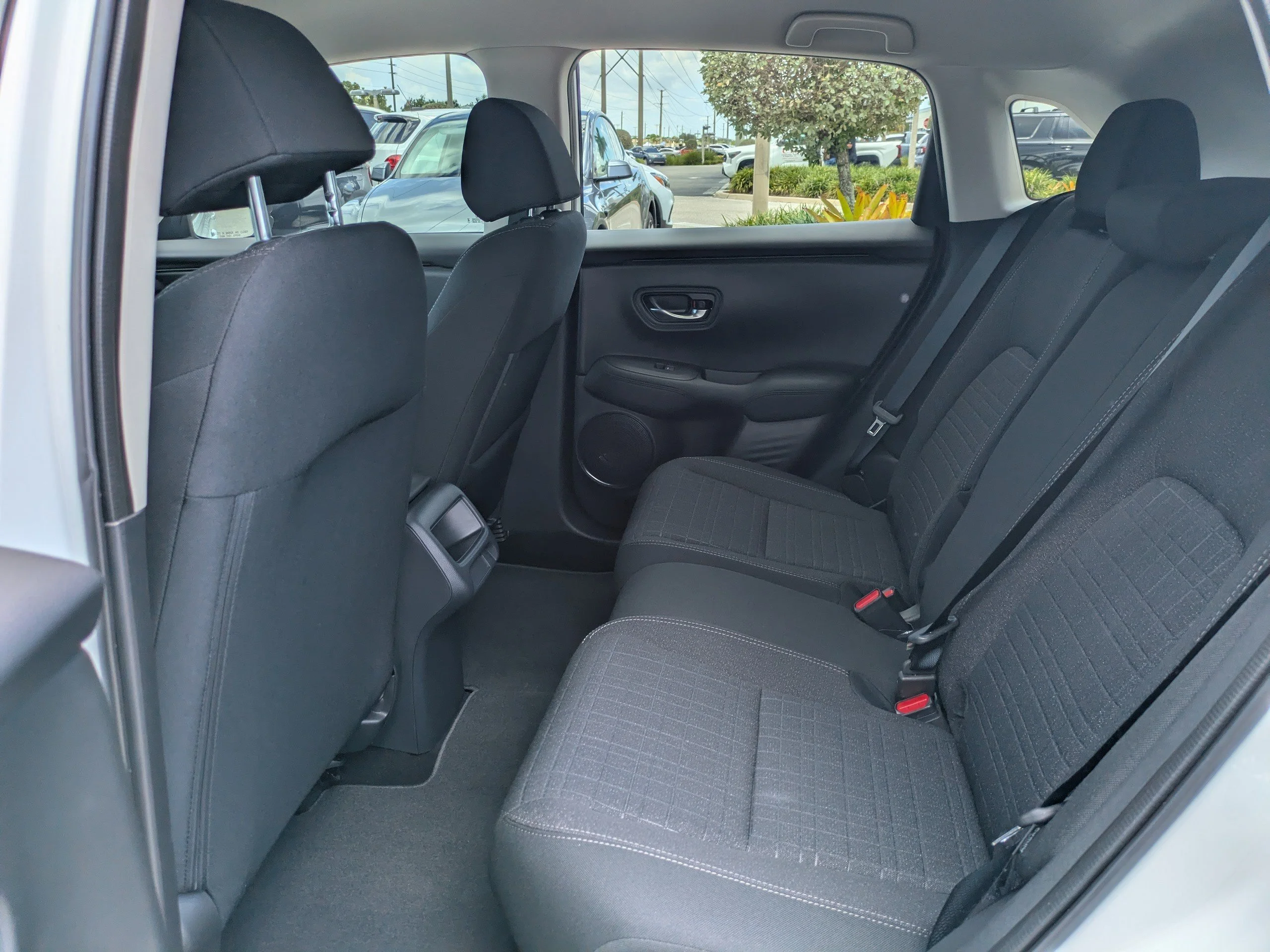 2026 Honda HR-V LX - Photo 42