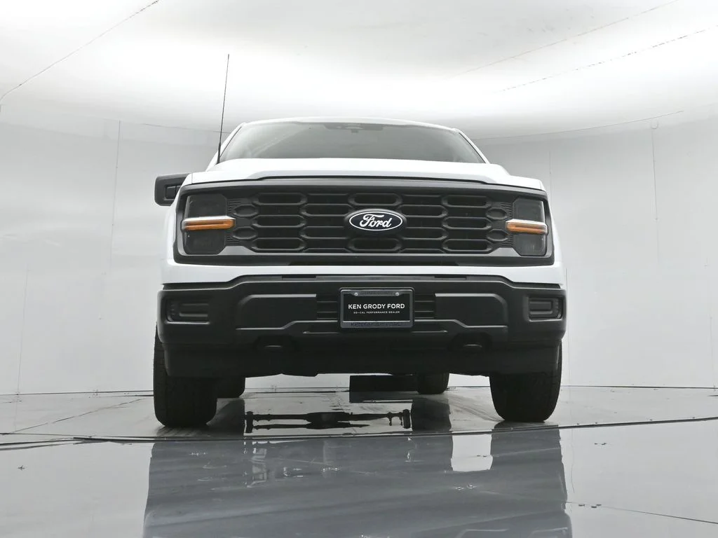 New 2026 Oxford White Ford XL image 43