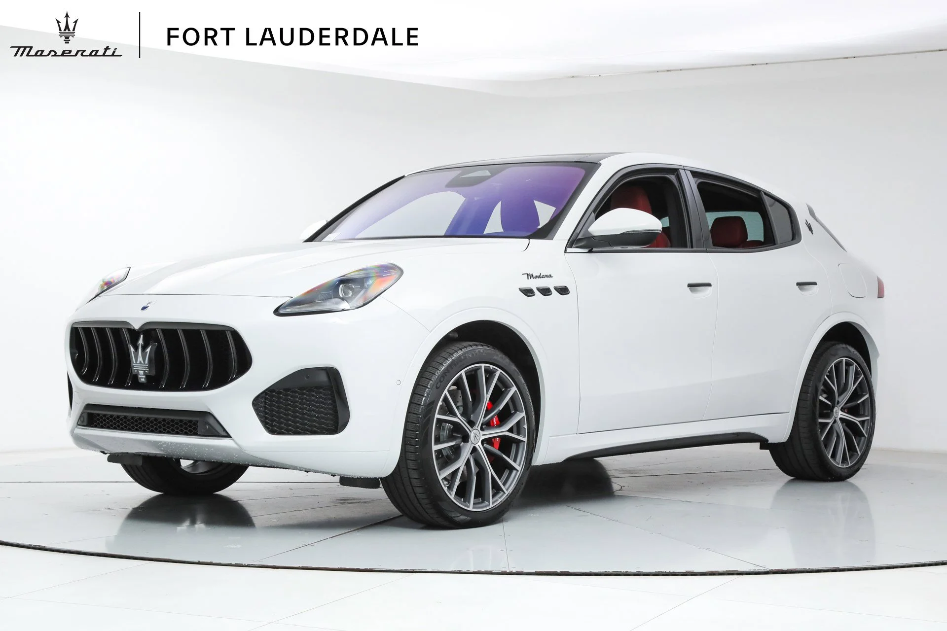 2026 Maserati Grecale Modena V6's photo