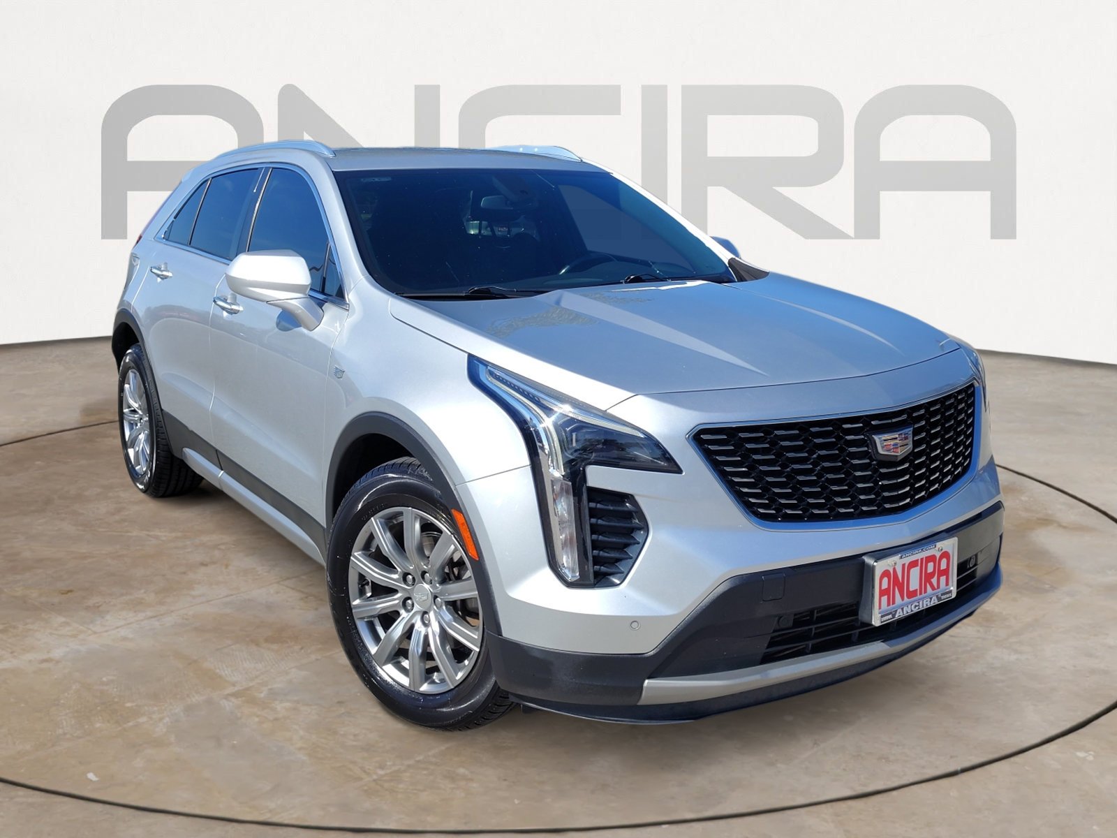Used 2019 Radiant Silver Metallic Cadillac FWD Premium Luxury image 4