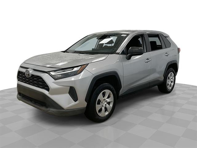 2023 Toyota RAV4 LE, photo 4 of 12