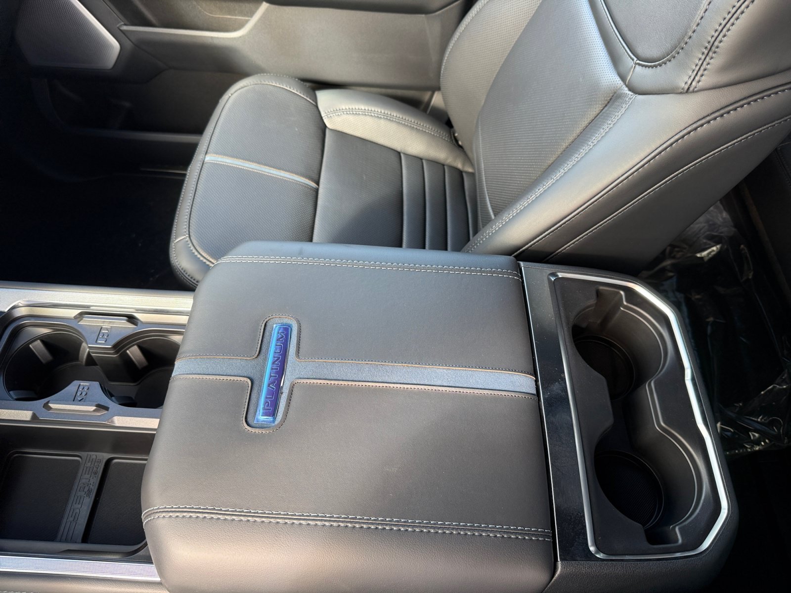 New 2026 Avalanche Ford Platinum image 14