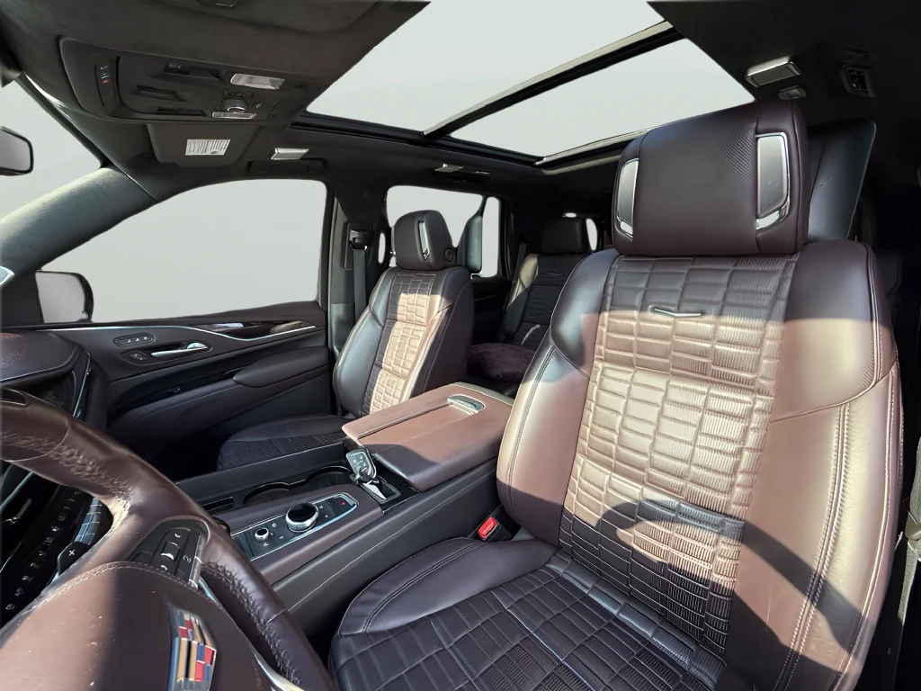 Used 2023 Red Cadillac Sport Platinum image 10