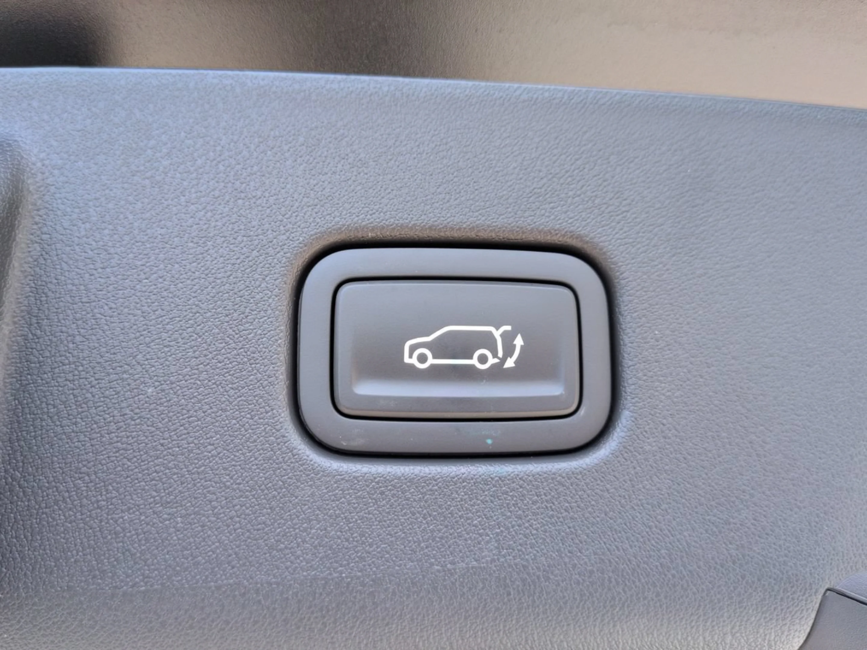 New 2027 Aurora Black Pearl Kia EX image 17