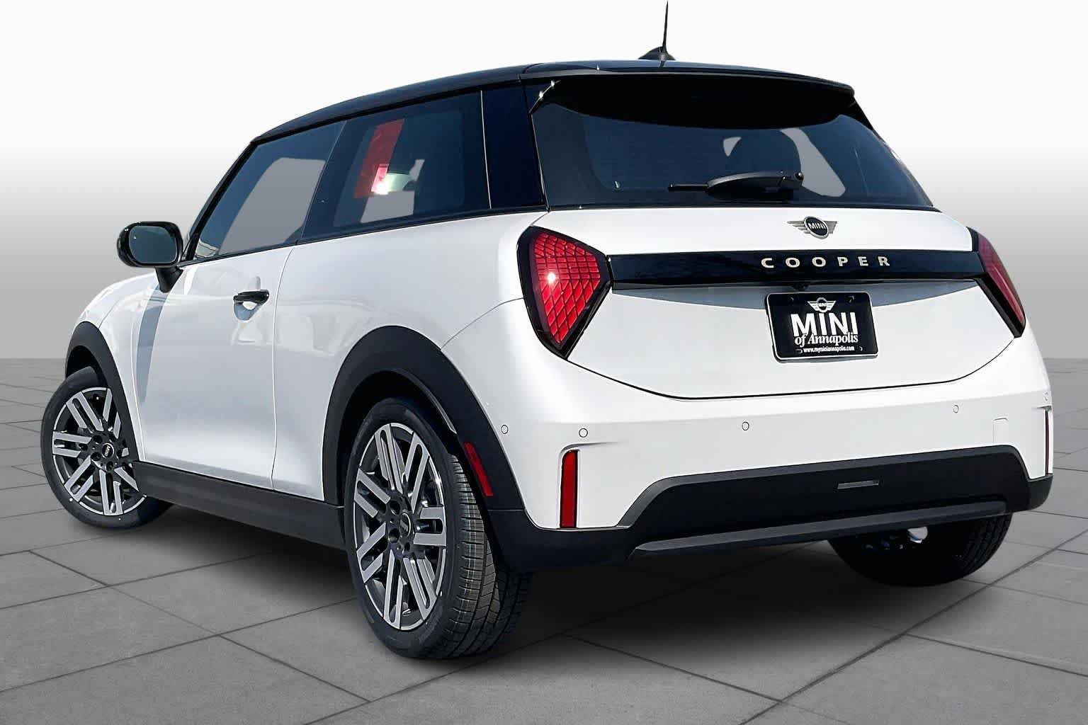 Used 2026 Nanuq White Metallic MINI Cooper image 12